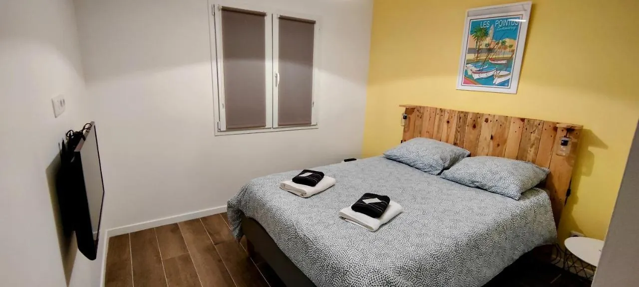 Maison De Ville En Plein Coeur De Sanary 3 Double Chambres 105M2 France