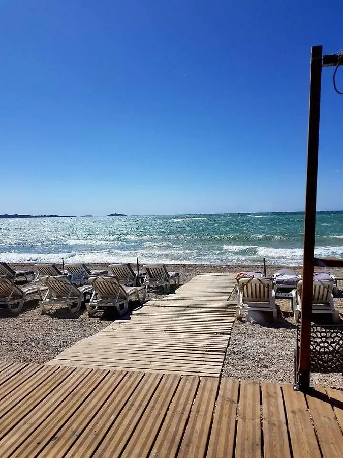 Holiday home Maison De Ville En Plein Coeur De Sanary 3 Double Chambres 105M2